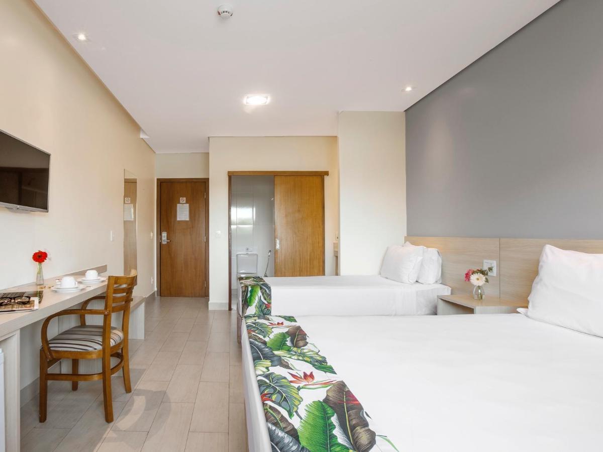 Triple Room 1 Double 1 Single Bed,943842625:JPEG
