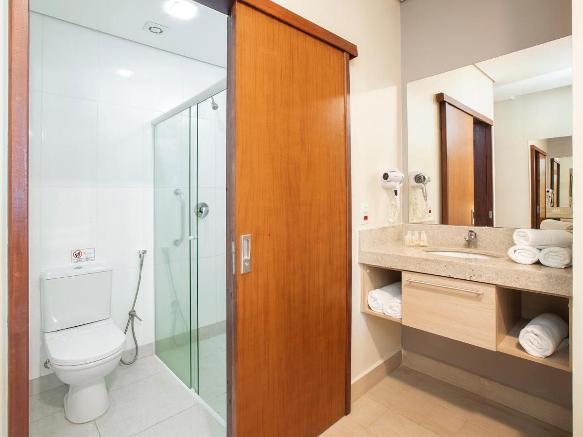 Triple Room Single Beds,943355821:JPEG